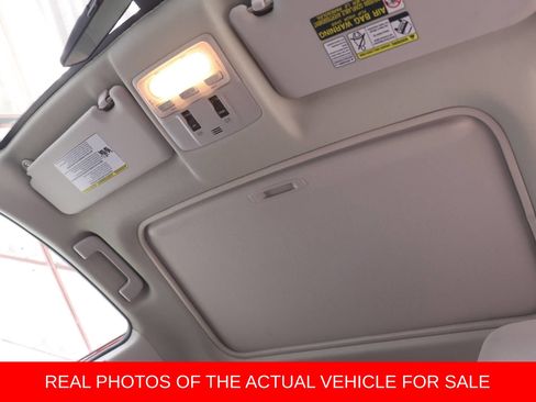 Used 2013 Toyota RAV4 XLE image 16