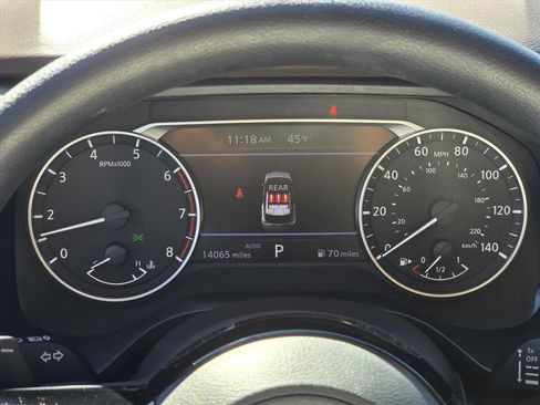 Used 2023 Nissan Rogue SV image 7