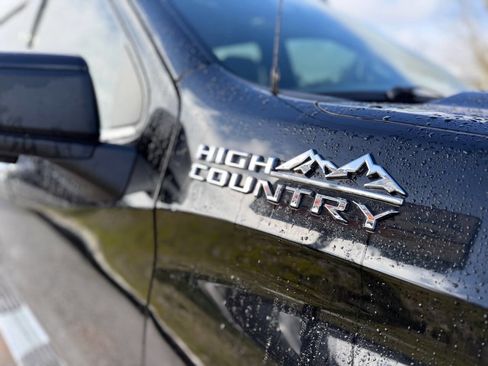 Used 2019 Chevrolet Silverado 1500 High Country image 6