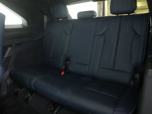 Used 2025 Cadillac Escalade IQ Sport 2 w/ LPO, ONYX Package image 28