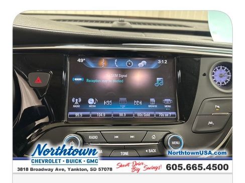 Used 2018 Buick Envision Premium image 18
