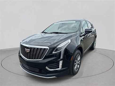 Certified 2022 Cadillac XT5 Premium Luxury image 4