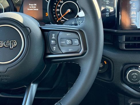 New 2026 Jeep Gladiator Sport image 14