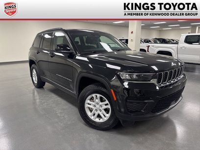 Used 2023 Jeep Grand Cherokee Laredo w/ Luxury Tech Group I