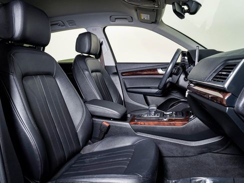 Used 2020 Audi Q5 2.0T Premium image 15