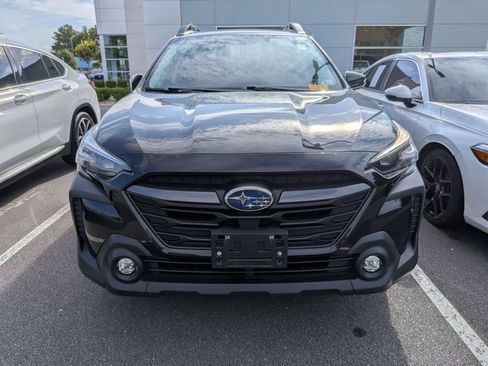 Used 2024 Subaru Outback Premium AWD/4WD image 6