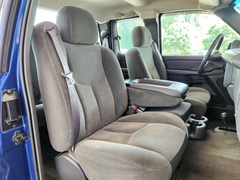 Used 2004 Chevrolet Silverado 1500 LS AWD/4WD image 11