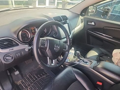 Used 2015 Dodge Journey Crossroad w/ Flexible Seating Group FWD image 3
