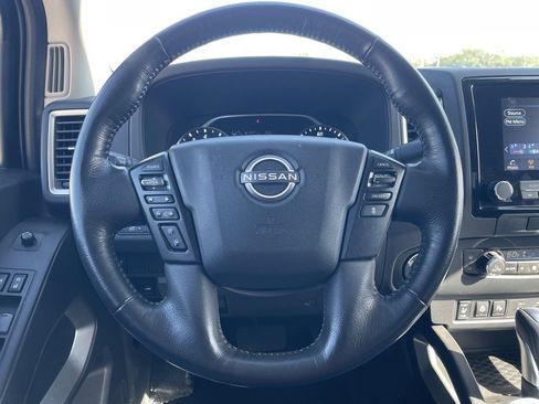 Certified 2023 Nissan Frontier SV w/ SV Convenience Package image 7