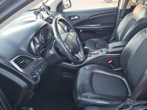 Used 2018 Dodge Journey Crossroad AWD/4WD image 9