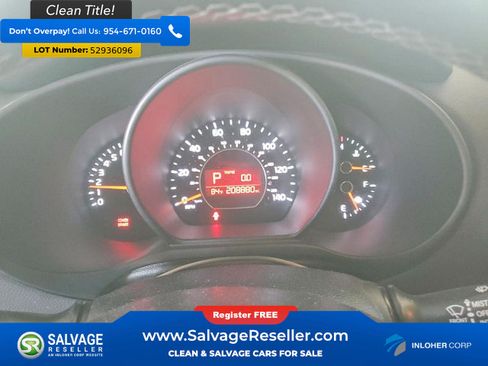 Used 2018 Kia Soul + FWD image 12