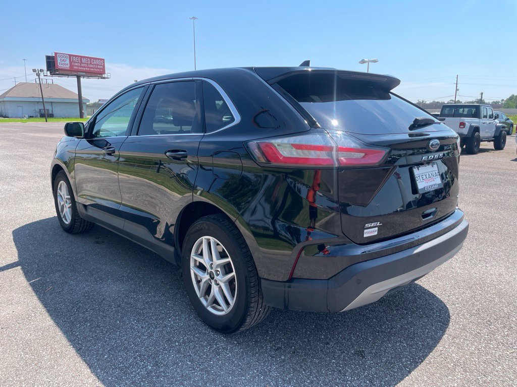 Used 2024 Ford Edge SEL AWD/4WD image 5