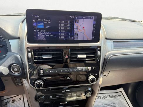 Used 2022 Lexus GX 460 Premium w/ Premium Package AWD/4WD image 22