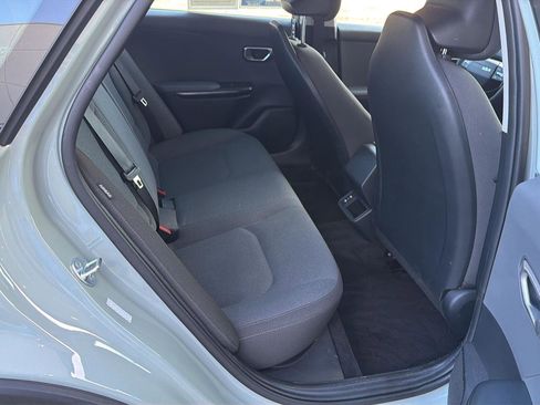Used 2025 Kia K4 FWD image 12