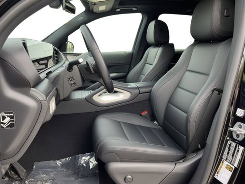 Used 2022 Mercedes-Benz GLE 350 4MATIC w/ AMG Line Exterior image 6