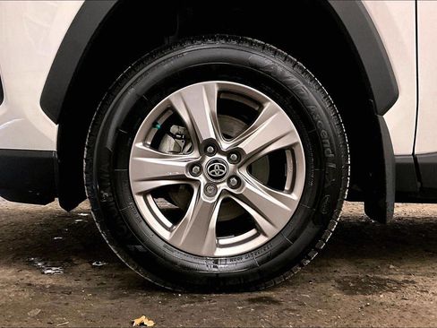 Used 2023 Toyota RAV4 XLE image 8