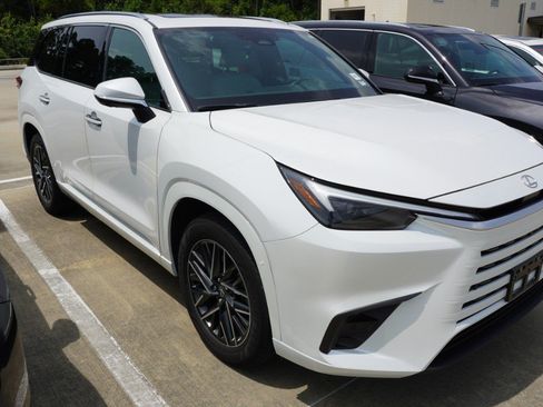 Certified 2025 Lexus TX 350 AWD image 3