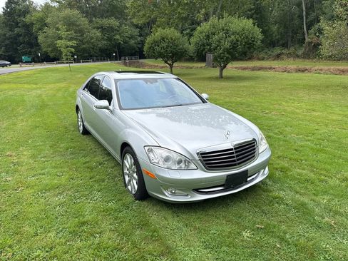Used 2007 Mercedes-Benz S 550 4MATIC image 1