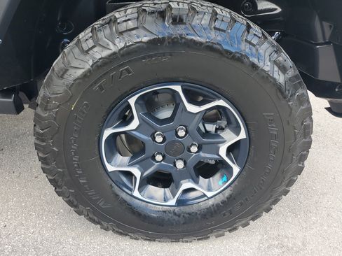 Used 2022 Jeep Wrangler Unlimited Rubicon 4xe w/ Steel Bumper Group image 30