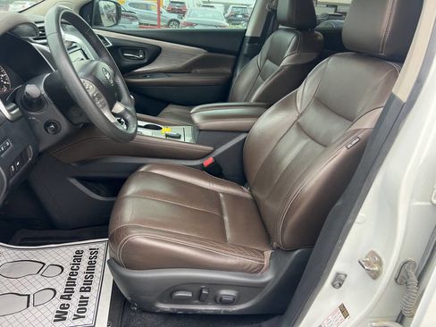 Used 2017 Nissan Murano Platinum FWD image 11