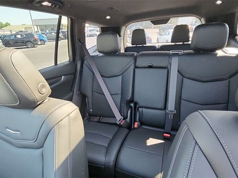 Used 2024 Cadillac XT6 Sport image 23