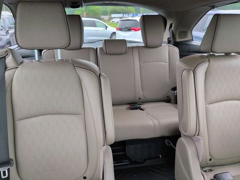 Used 2023 Honda Odyssey Elite image 11