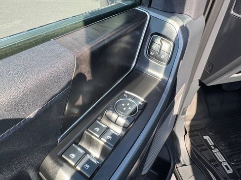 Used 2023 Ford F150 Lariat AWD/4WD image 15