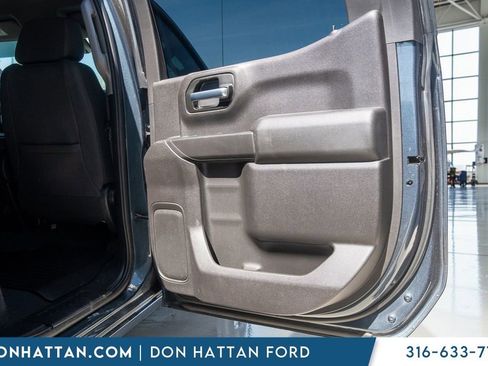 Used 2020 Chevrolet Silverado 1500 LT w/ All-Star Edition image 17