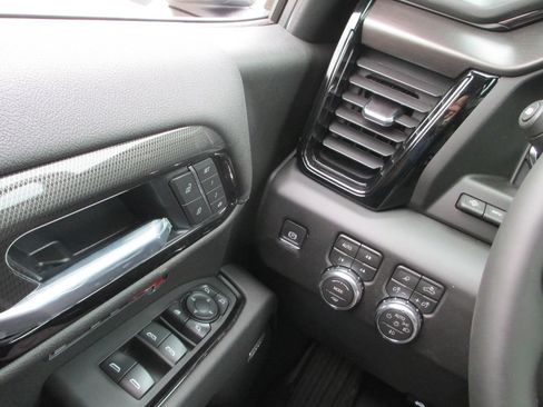 New 2026 GMC Sierra 1500 AT4 w/ AT4 Premium Package AWD/4WD image 21