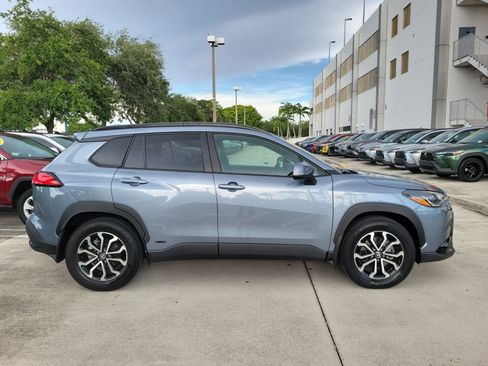 Certified 2024 Toyota Corolla Cross AWD Hybrid image 7