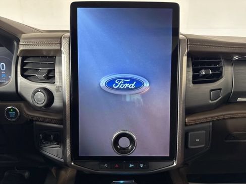 Used 2024 Ford Expedition Max King Ranch AWD/4WD image 16