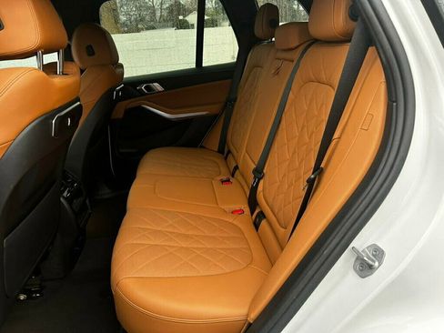 Used 2024 BMW X5 xDrive40i w/ M Sport Package image 13