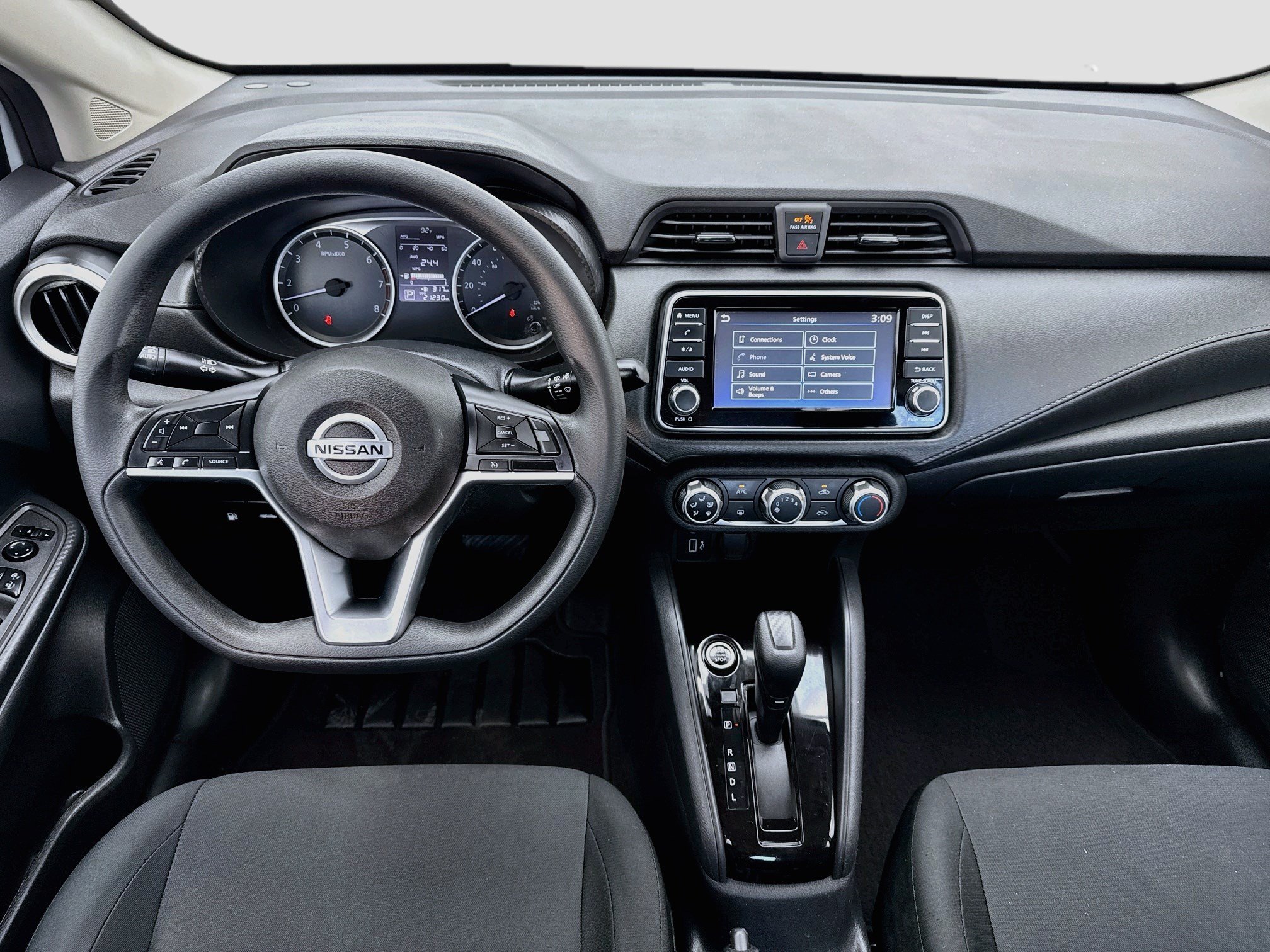 Used 2021 Nissan Versa S FWD image 14
