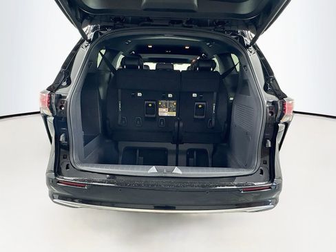 New 2026 Toyota Sienna Limited AWD/4WD image 25