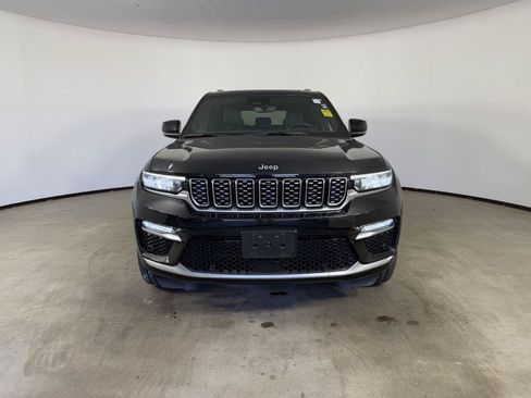 Used 2023 Jeep Grand Cherokee Summit AWD/4WD image 13
