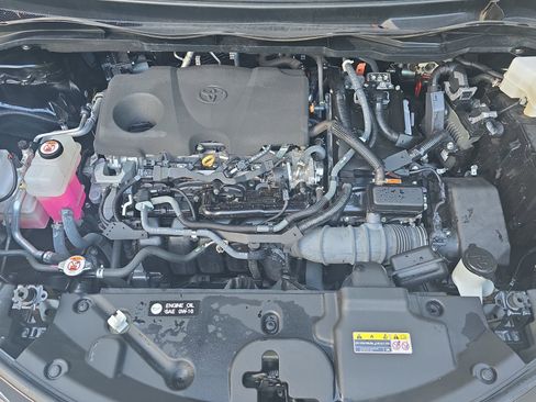 Used 2023 Toyota Sienna XLE FWD image 30