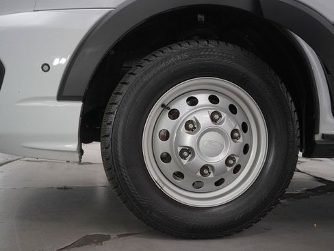 Used 2024 Ford Transit 350 XLT image 30