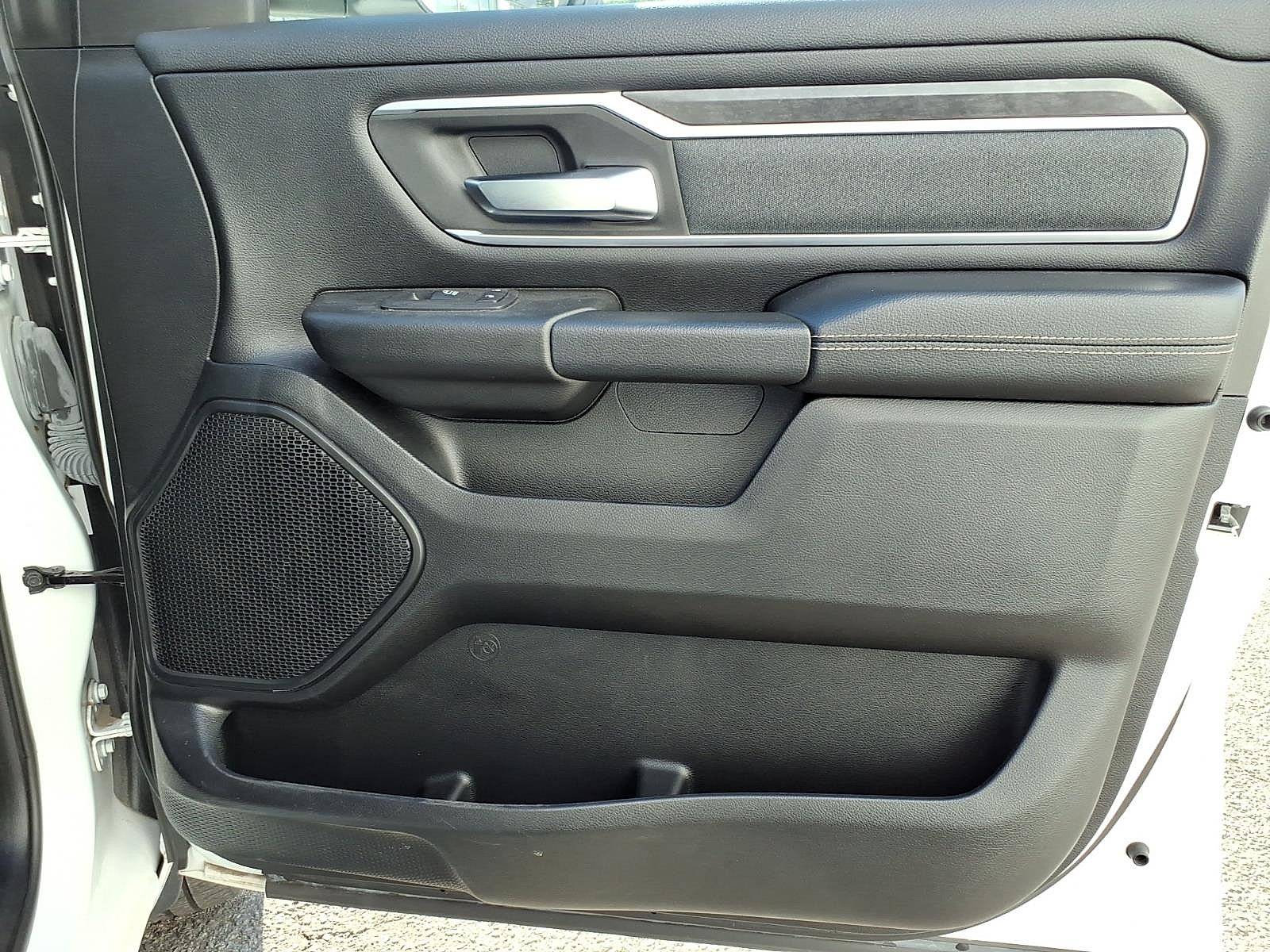Used 2023 RAM 1500 Big Horn AWD/4WD image 10