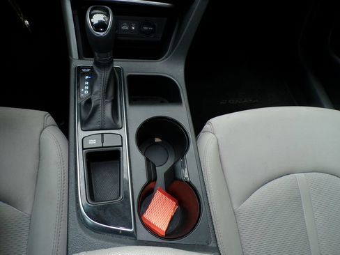 Used 2015 Hyundai Sonata SE FWD image 26