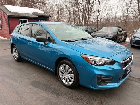 Used 2018 Subaru Impreza 2.0i image 3