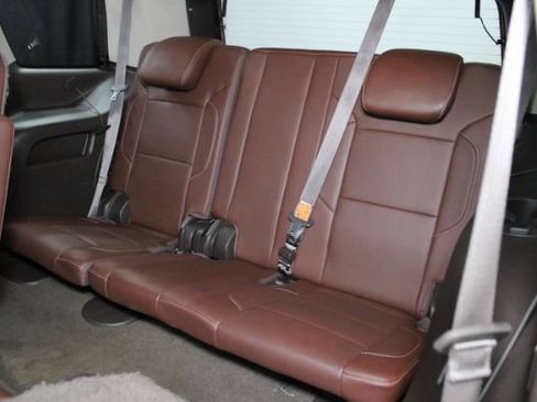 Used 2015 Chevrolet Tahoe LTZ RWD image 31