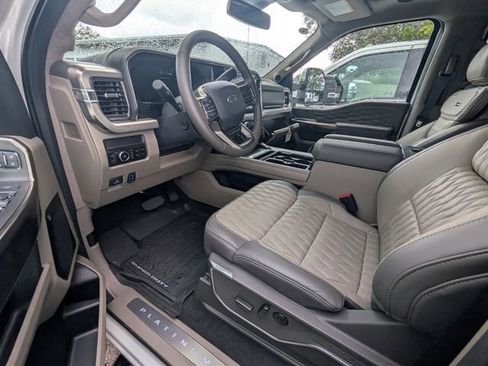 New 2025 Ford F250 Platinum w/ Platinum Plus Package image 9