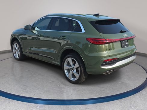 Certified 2025 Audi Q5 Premium Plus AWD/4WD image 8