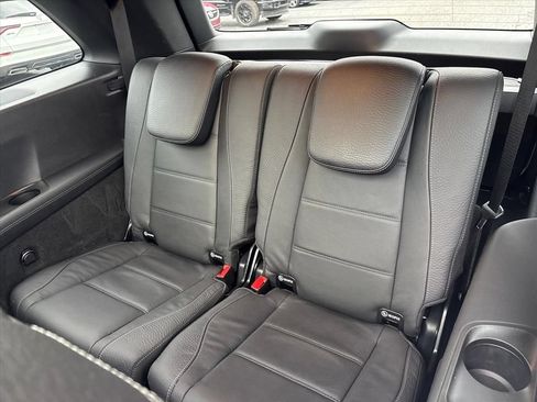 Used 2026 Mercedes-Benz GLS 450 4MATIC image 18