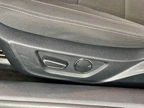 Used 2016 Ford Mustang Convertible w/ Equipment Group 051A image 15