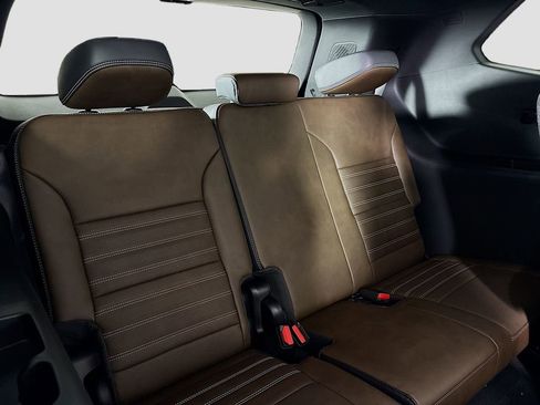 New 2026 GMC Acadia Denali Ultimate AWD/4WD image 28