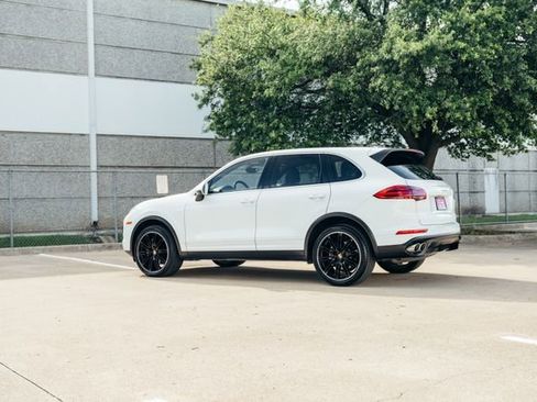 Used 2016 Porsche Cayenne S AWD/4WD image 45