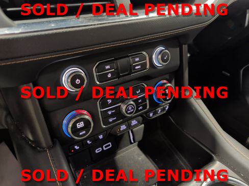 Used 2023 GMC Yukon XL AT4 w/ Technology Package image 14