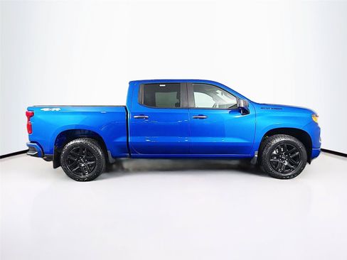 Used 2023 Chevrolet Silverado 1500 Custom w/ LPO, Dark Essentials Package AWD/4WD image 12