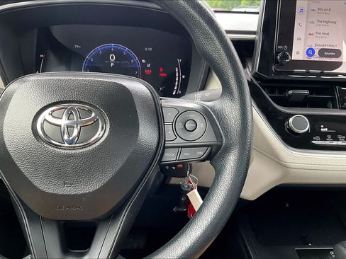 Used 2026 Toyota Corolla Cross L FWD image 24